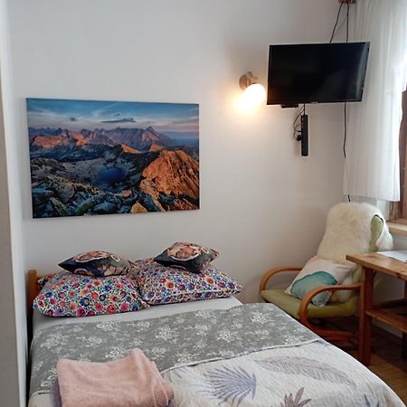 A3Apartament 2 Pokojowy Aneks Kuchenny 2 Lazienki Wlasne Na Korytarzu Villa Jumper Pobyt Na Termach Dla 2 Osob Gratis Закопане Екстериор снимка